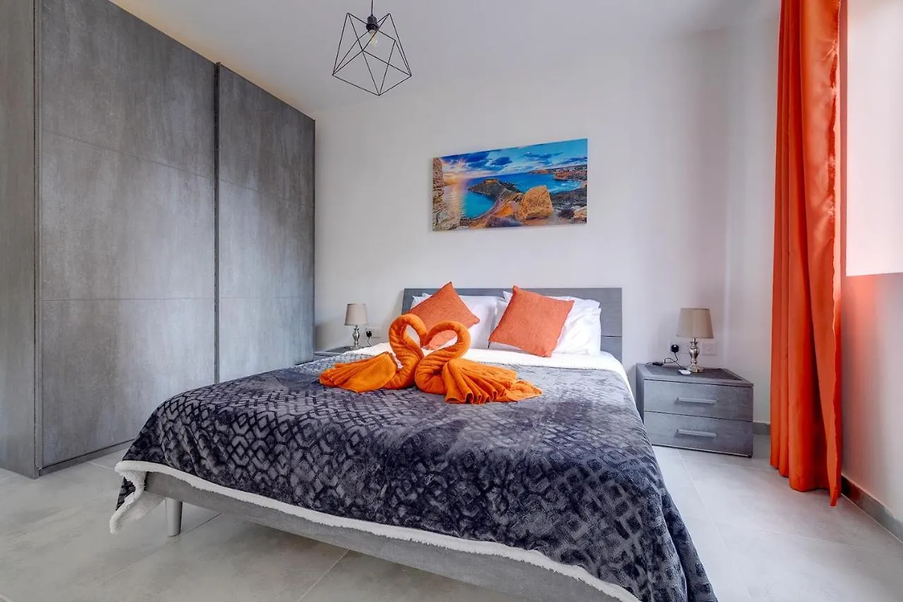 Modern Studio Central Location Sliema Appartement