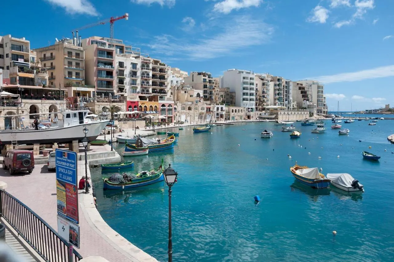 Modern Studio Central Location Sliema 0*,  Malte